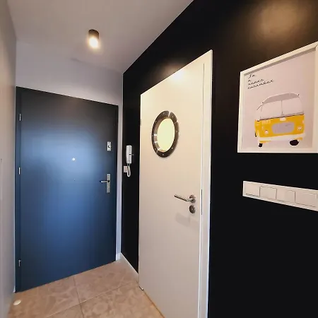 Port Mieszczanski Parking Gratis *